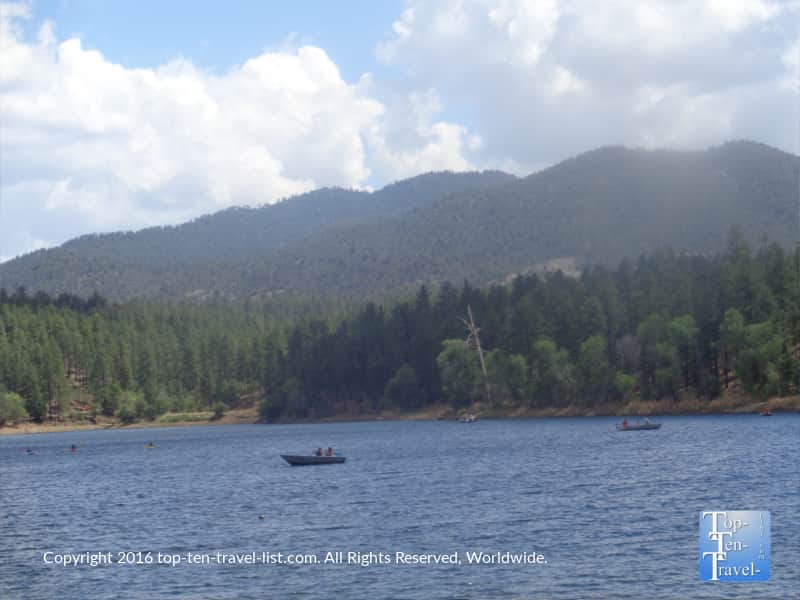 Beautiful scenery from the Lakeshore trail in Prescott