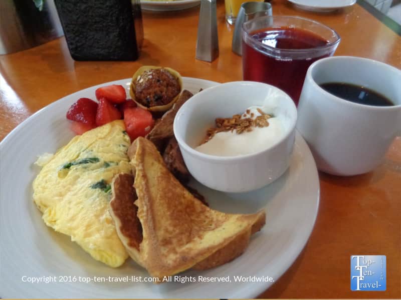 Breakfast buffet at Frank & Alberts inside The Arizona Bitmore