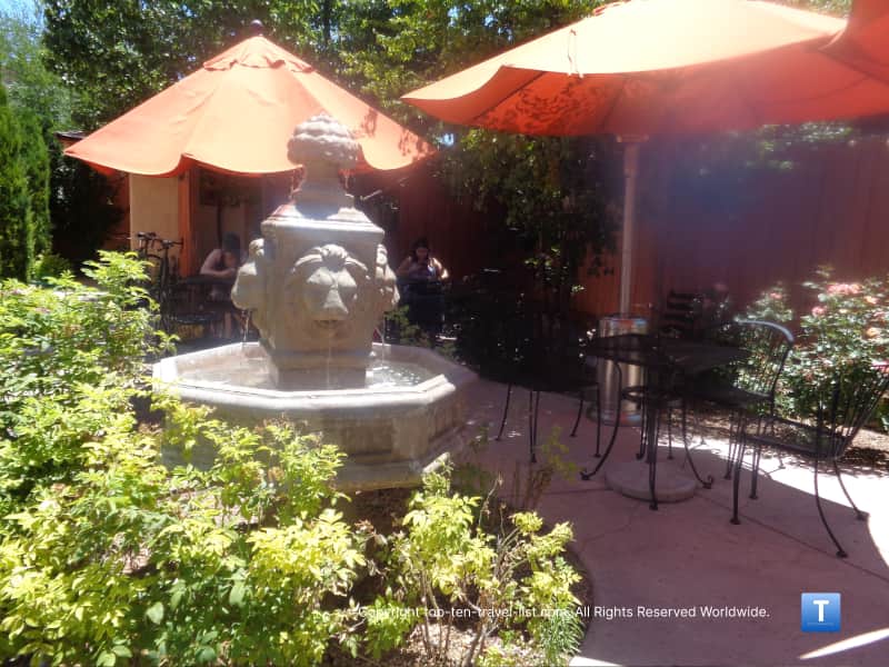 Patio at Michael Thomas coffee in Albuquerque 