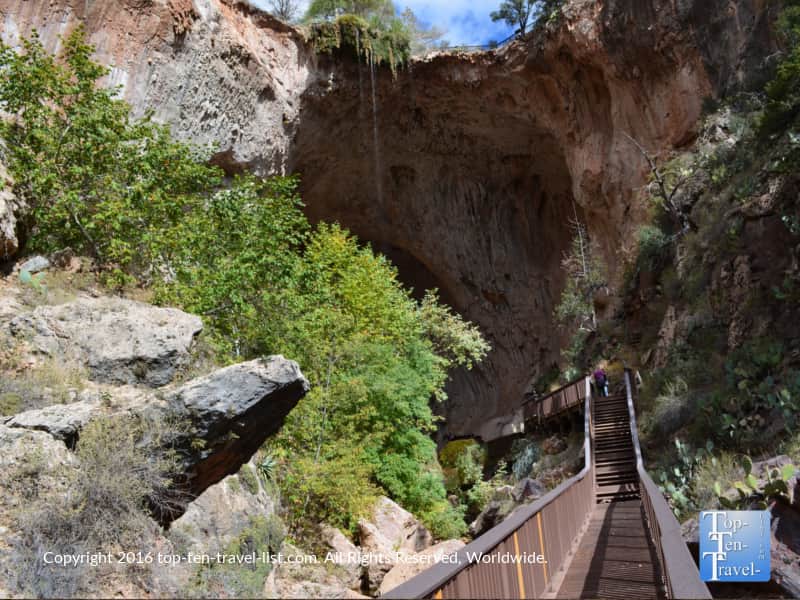 Scenic views at the end of the Gowan trail at Tonto Natural Bridge State Park