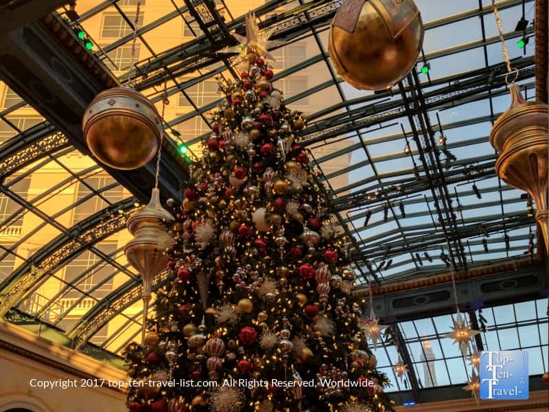 Christmas tree at the Bellagio Gardens in Vegas