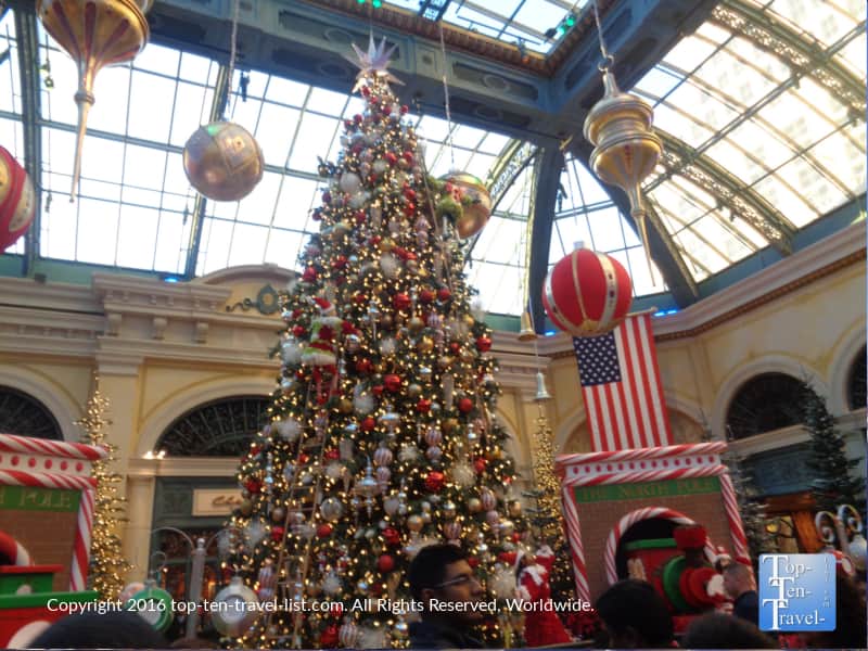 Christmas tree at the Bellagio Gardens