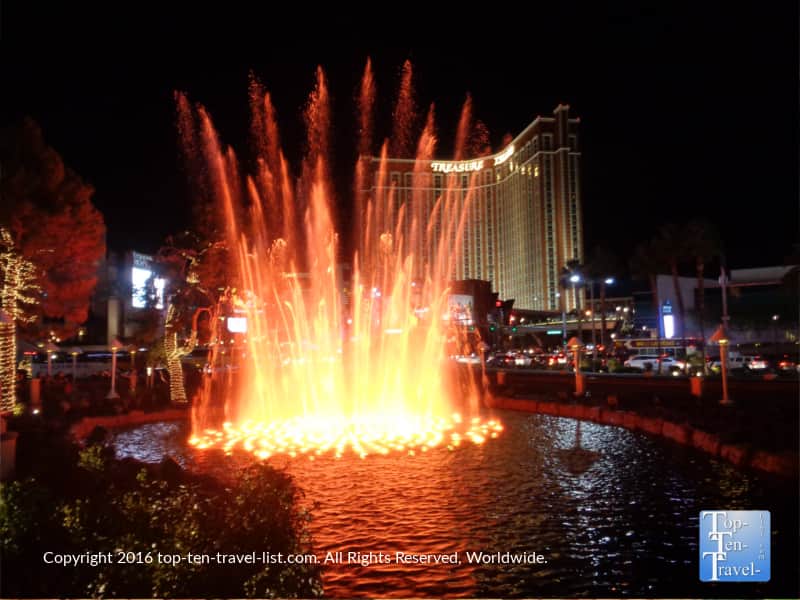 Spectacular fountain show at The Wynn in Vegas