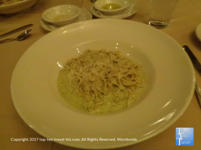 Fetuccini alfredo at Bella Vita in Sedona AZ