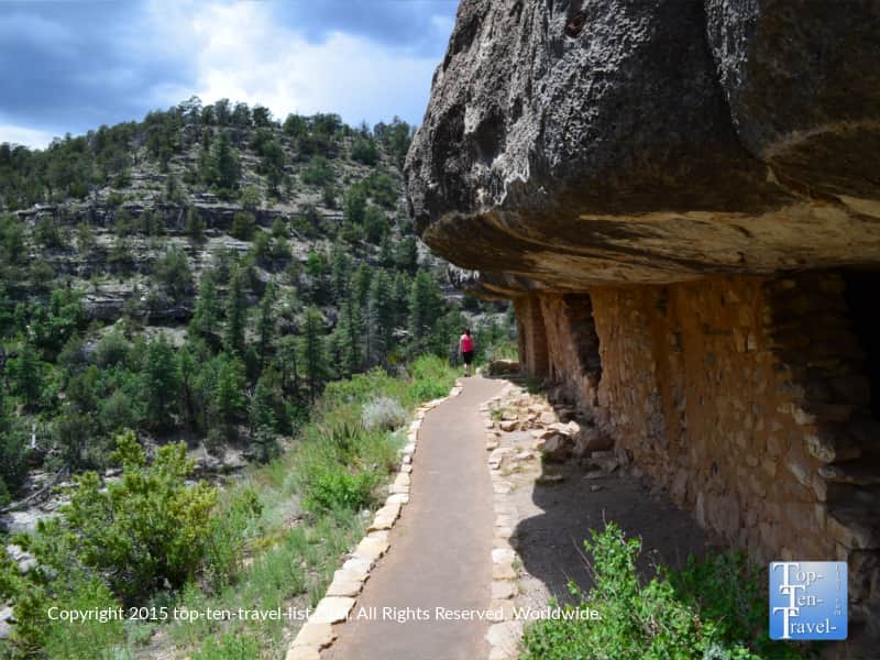 Ancient Singua cliff dwelling at Walnut Canyon in Flagstaff, Arizona 