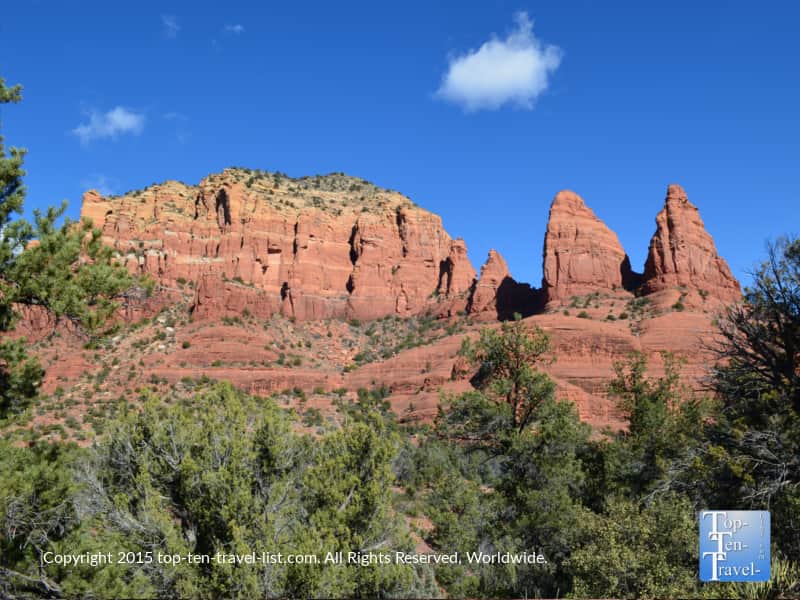 Stunning red rock scenery along the Red Rock Scenic Byway in Sedona, Arizona