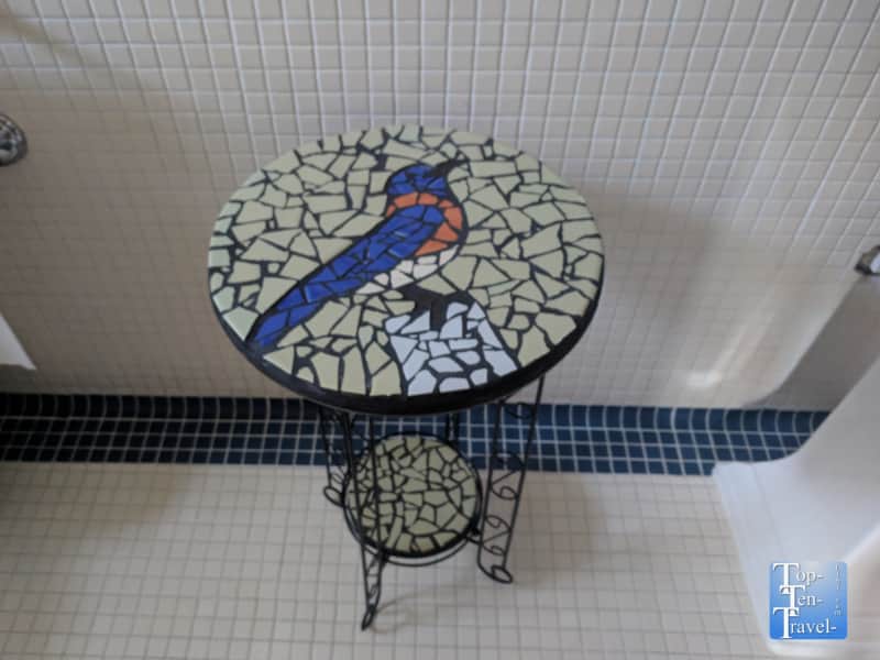 Artistic bathroom decor at the Bear Mountain Lodge in Silver City, New Mexico