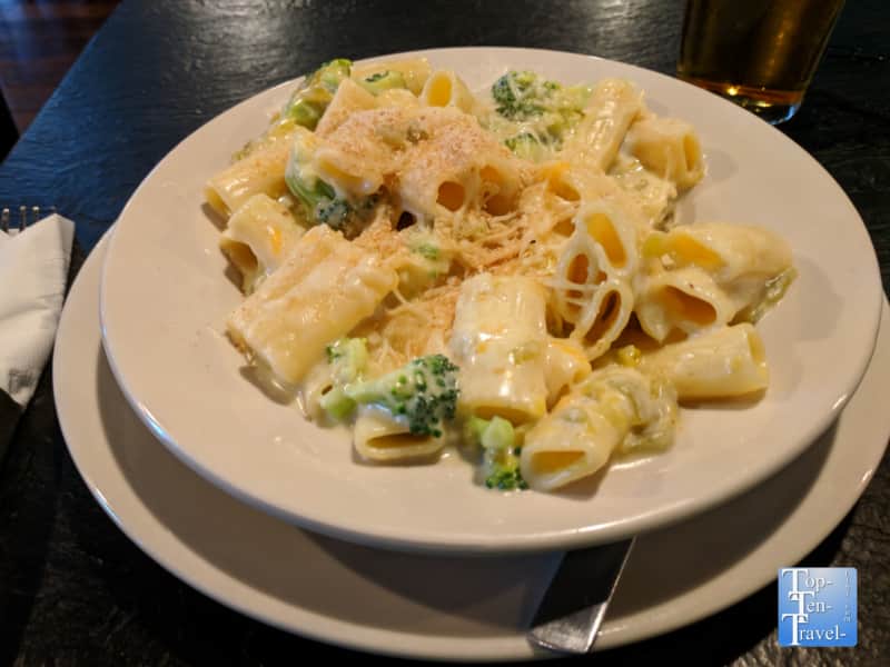 Delicious mac and cheese at The Canyon Crown in Tucson, Arizona 