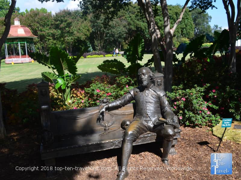 Shakespeare bench at the Dallas Arboretum