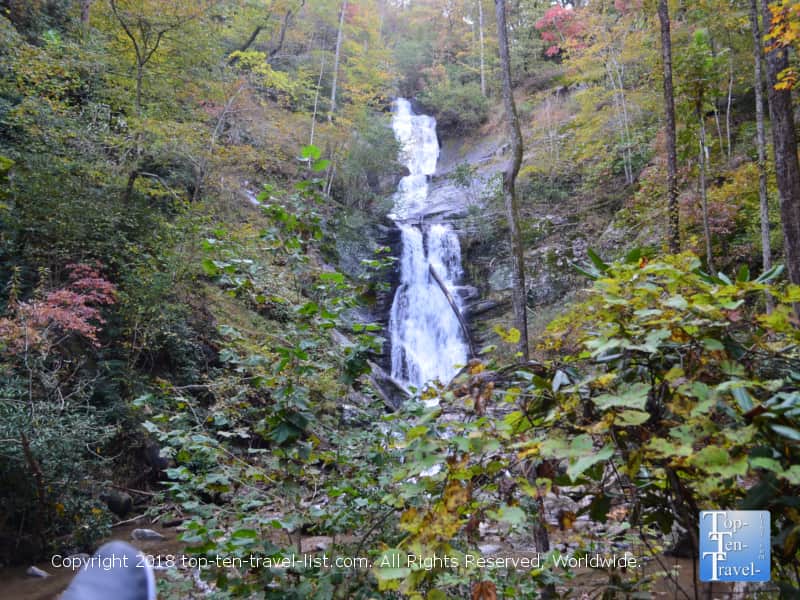 An autumn walk to Tom's Creek waterfall in Marion, North Carolina