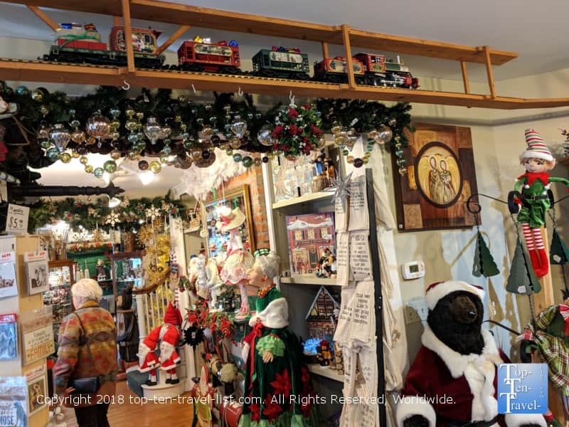 Christmas  shop at the Omni Park Grove in Asheville, North Carolina