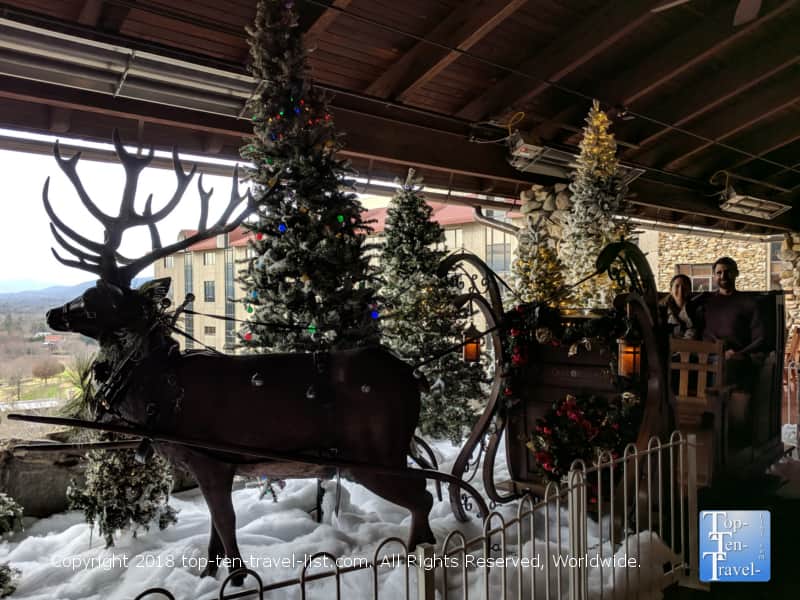 Great Christmas photo opp at the Omni Park Grove in Asheville, North Carolina 