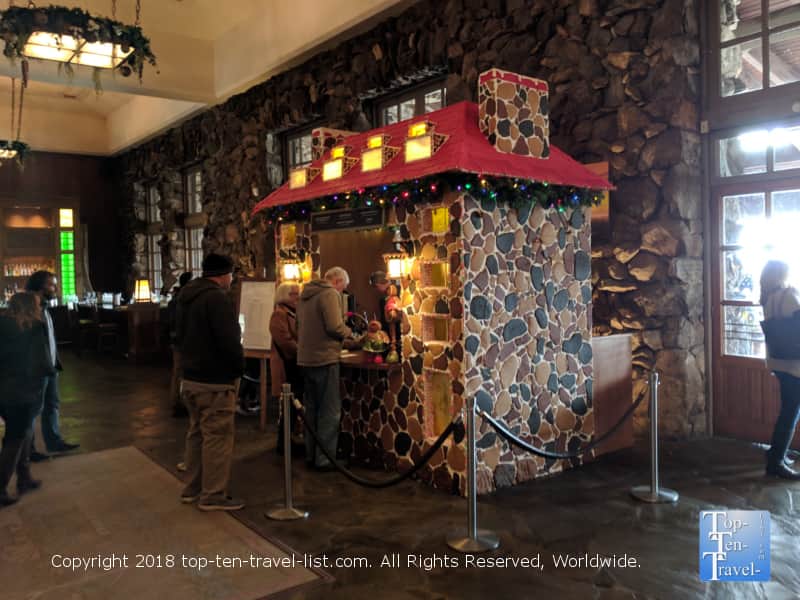 Cocoa stand at the Omni Resort in Asheville 