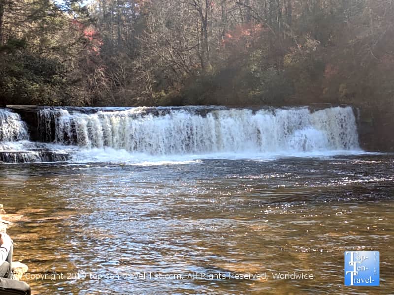 Hooker Falls waterfall in North Carolina 