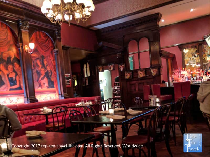 Ambiance at Ri Ra Irish Pub in Vegas 