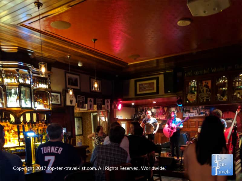 Live music at Ri Ra Irish Pub in Las Vegas