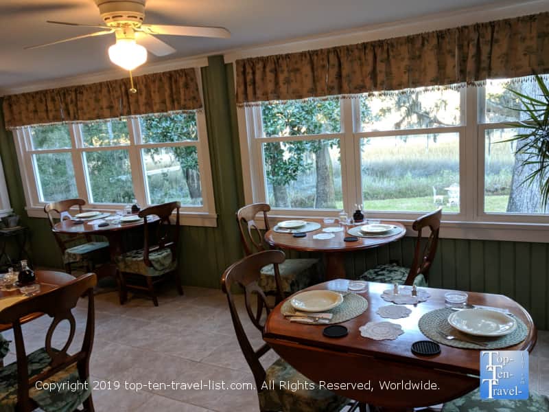Beautiful dining room at the Plantation Oaks Inn in Mt. Pleasant, South Carolina