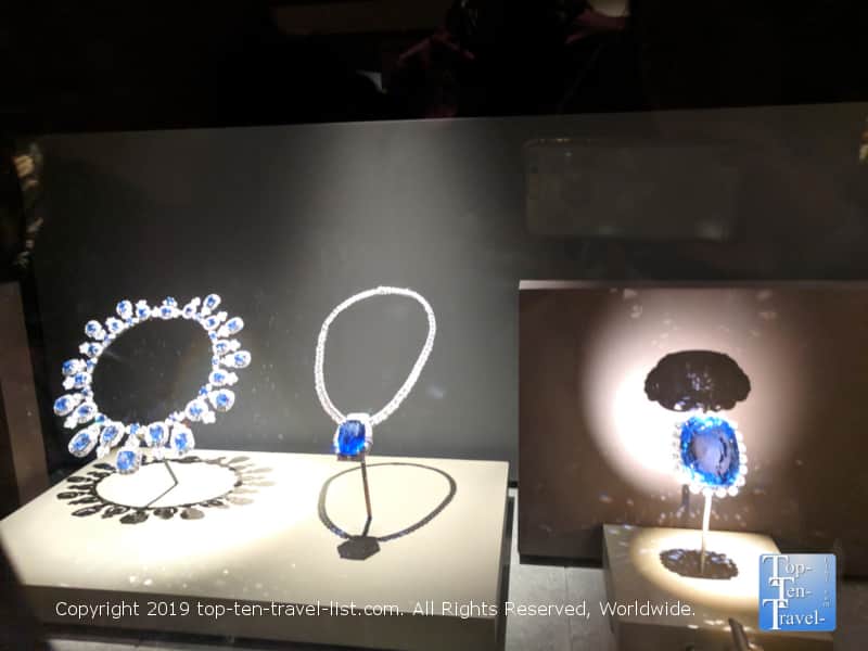Sapphire necklace at the Smithsonian Museum of Natural History in D.C. 