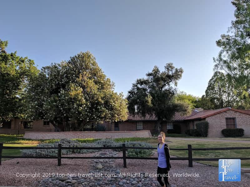 Cindy's house from Can't Buy Me Love, located in Tucson, Arizona