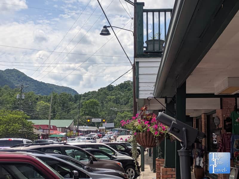 Chimeny Rock village