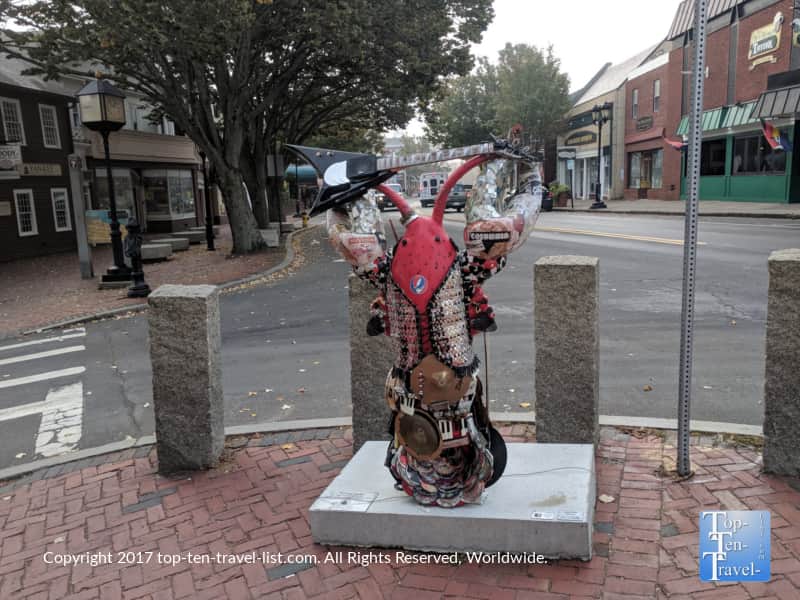 Lobster statue in Plymouth