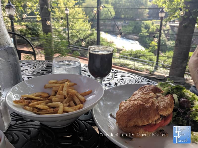 Brunch at Passerelle Bistro in downtown Greenville, South Carolina 
