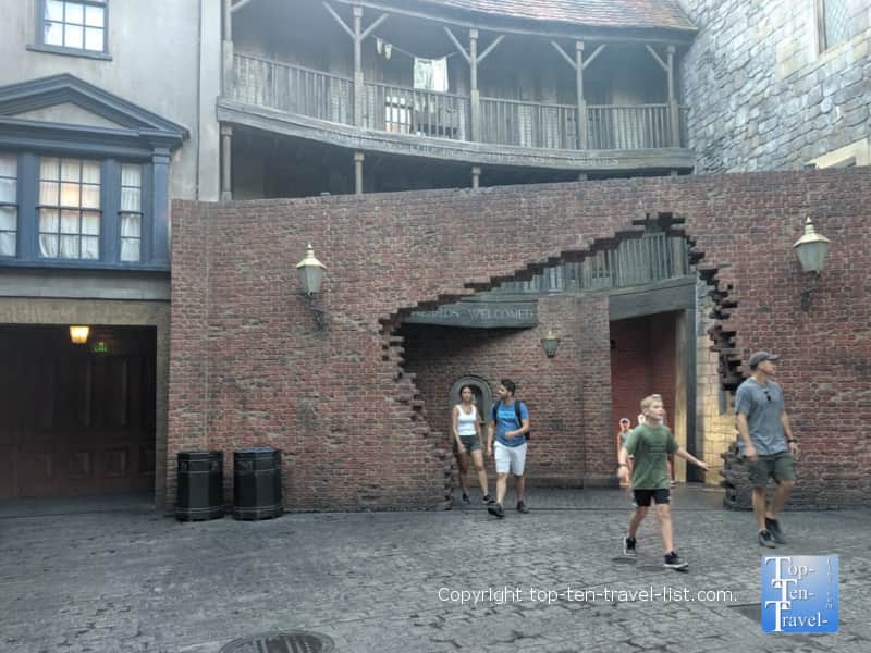 Walk through brick at Diagon Alley