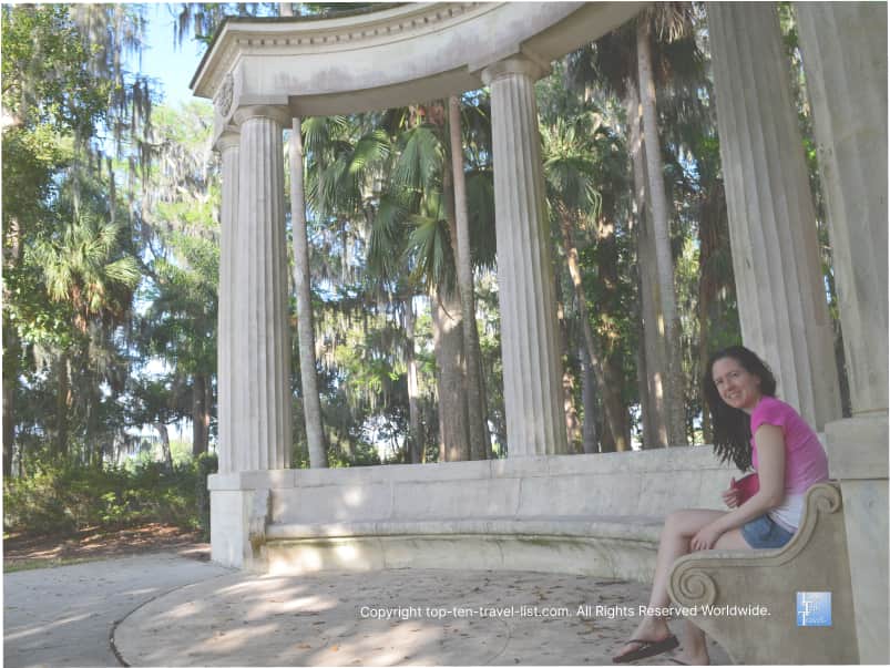 Beautiful scenery at Kraft Azalea Park in Winter Park, Florida
