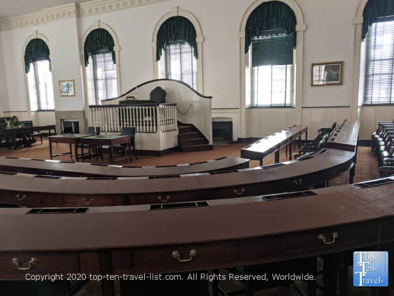 Tour of Congress Hall in Old City Philadelphia 