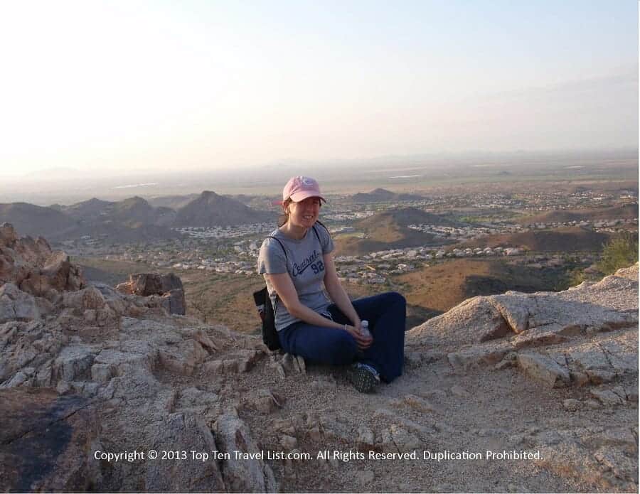Hiking Camelback Mountain in PHoenix