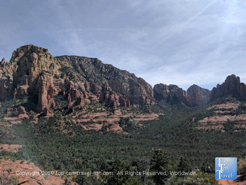 Amazing overlook of the red rocks along the Brins Mesa trail in Sedona, Arizona