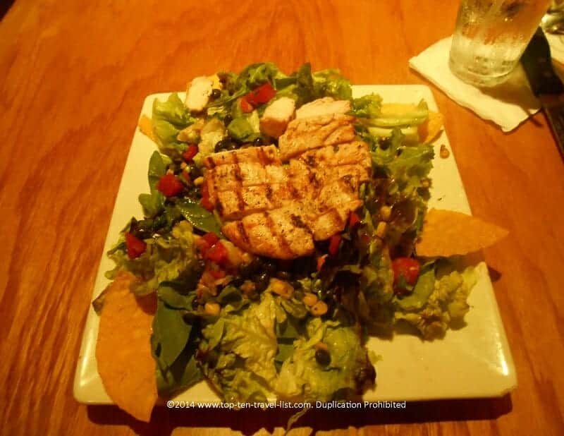 Chicken Mediterranean salad at Ozona Blue in Palm Harbor, Florida 