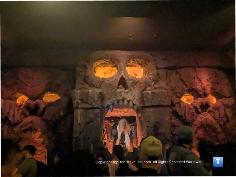 Creative queue for King Kong at Islands of Adventure