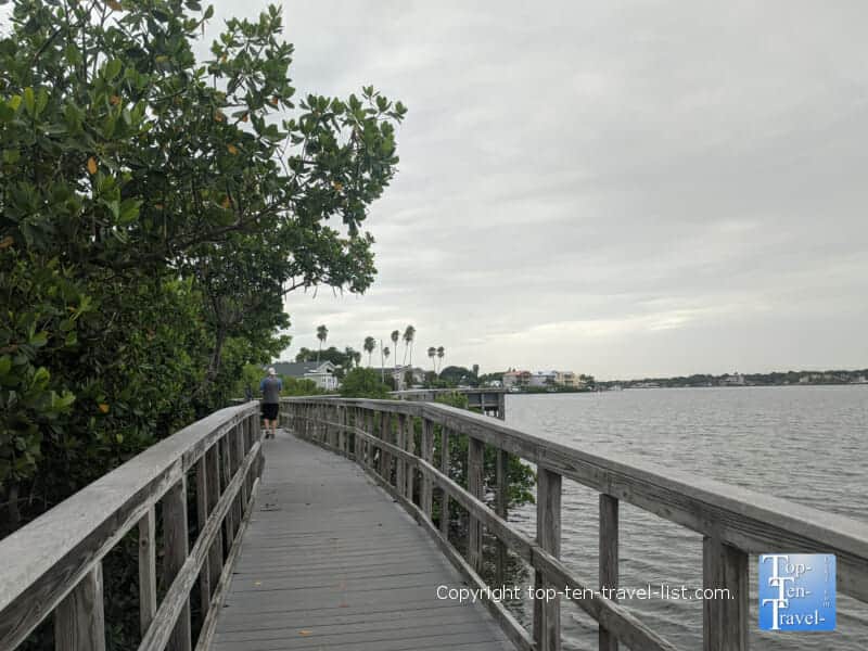 Picturesque boardwalk at the Indian Rocks nature preserve on Florida's Gulf Coast 