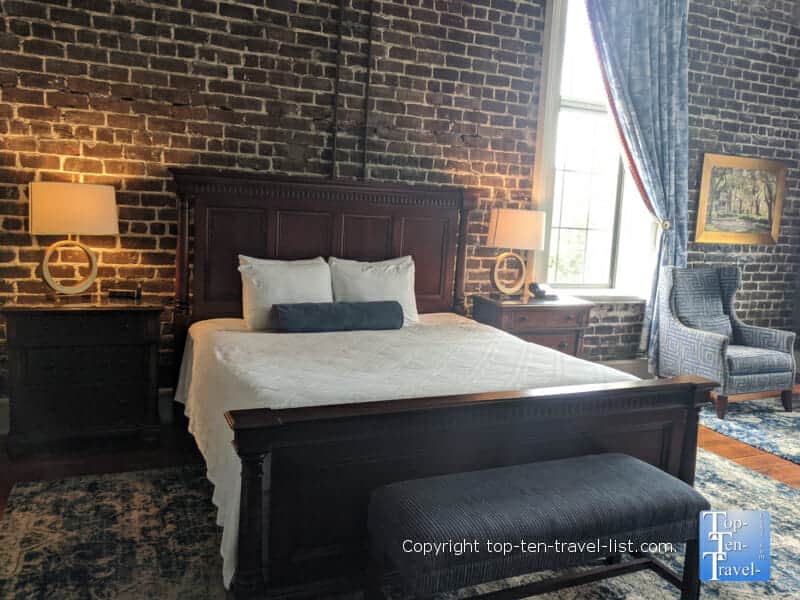 Room at the Savannah East Bay Inn 