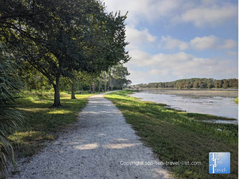 Lakeside jogging/biking path at John S. Taylor Park in Largo, Florida 
