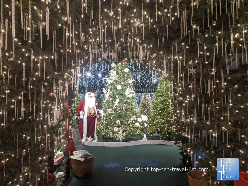 Robert's Christmas Wonderland in Tampa, Florida 