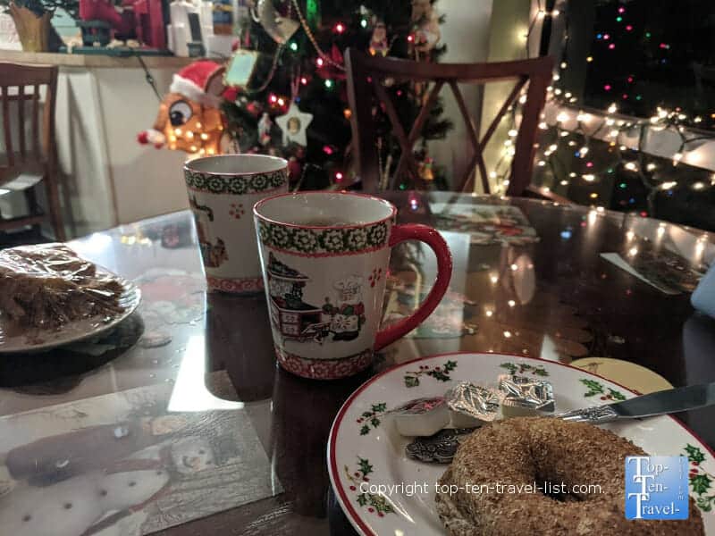 Sips Coffeehouse in Tampa at Christmas