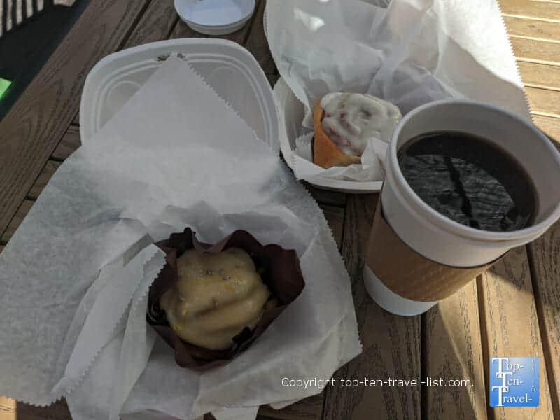 Delicious vegan muffin and coffee at Mojo Risin in Siesta Key, Florida