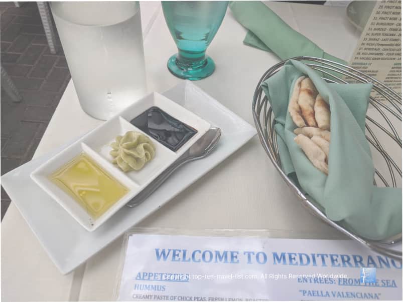 Hummus app at Mediterraneo in Naples