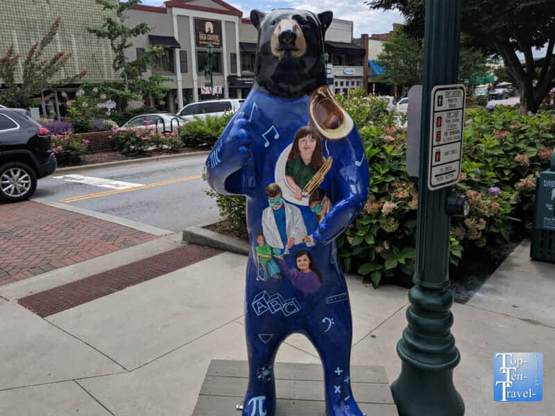 Bearfootin' Art Walk on Main Street in Hendersonville, North Carolina