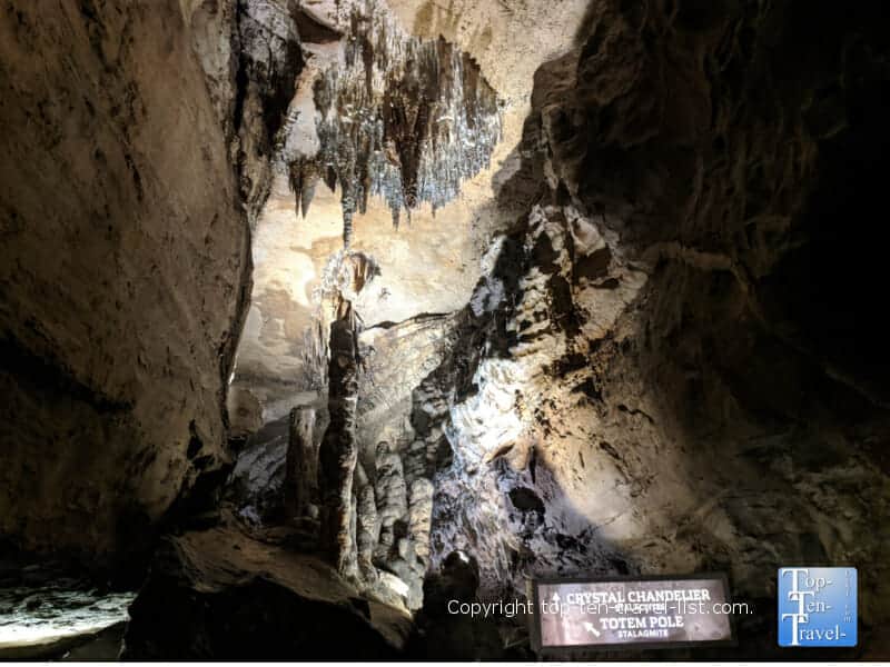 Crystal Chandelier on the Ruby Falls cave tour in Chattanooga