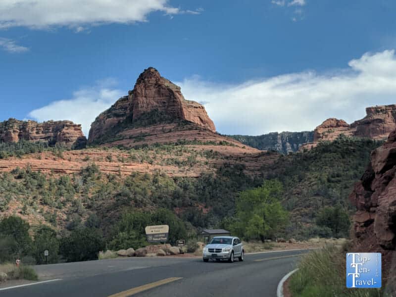 Beautiful red rock vistas on the Oak Creek Canyon drive in Sedona, Arizona