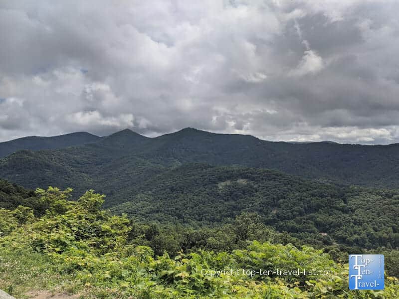 Gorgeous views at the Tanbark Ridge overlook along the Blue Ridge Parkway near Asheville