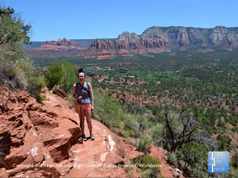 Scenic overlook in Sedona on the Airport Mesa hike