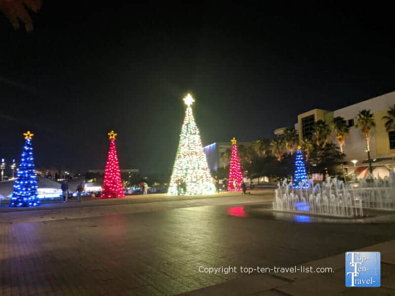Christmas tree on the Tampa Riverwalk 