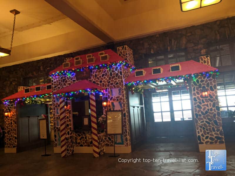 Hot cocoa stand at the Omni Grove Park Inn
