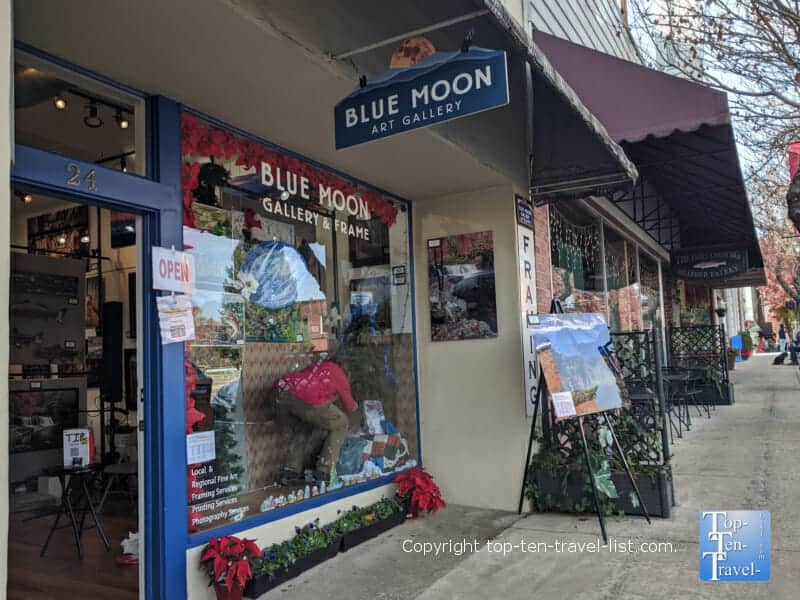 Gallery on Main Street in Brevard, North Carolina