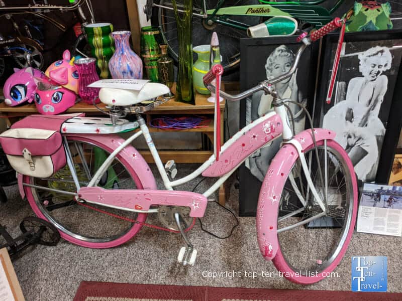 Marilyn Monroe themed bike at Bicycle Heaven in Pittsburgh 