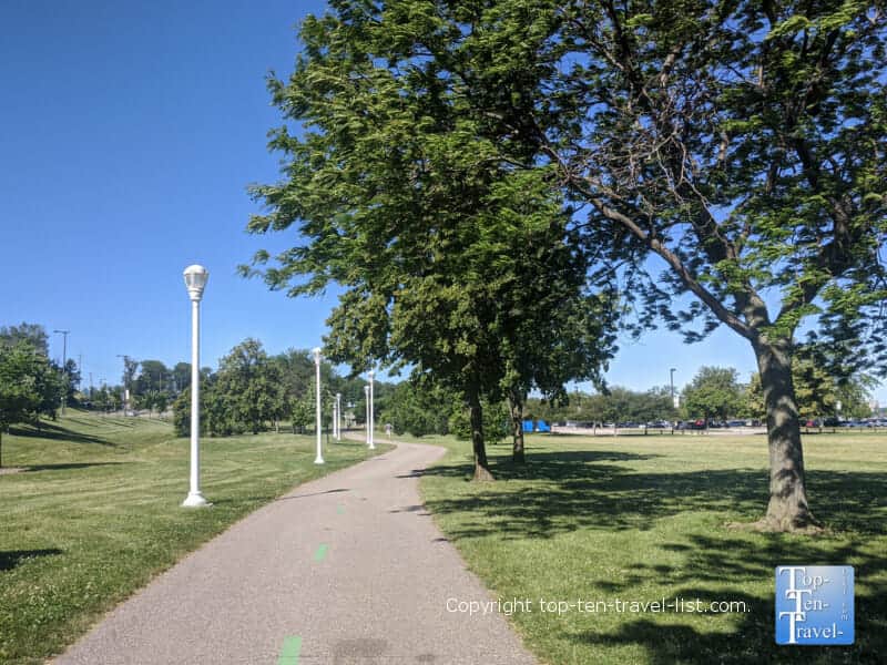 Beautiful natural scenery on the Edgewater Park bike trail in Cleveland